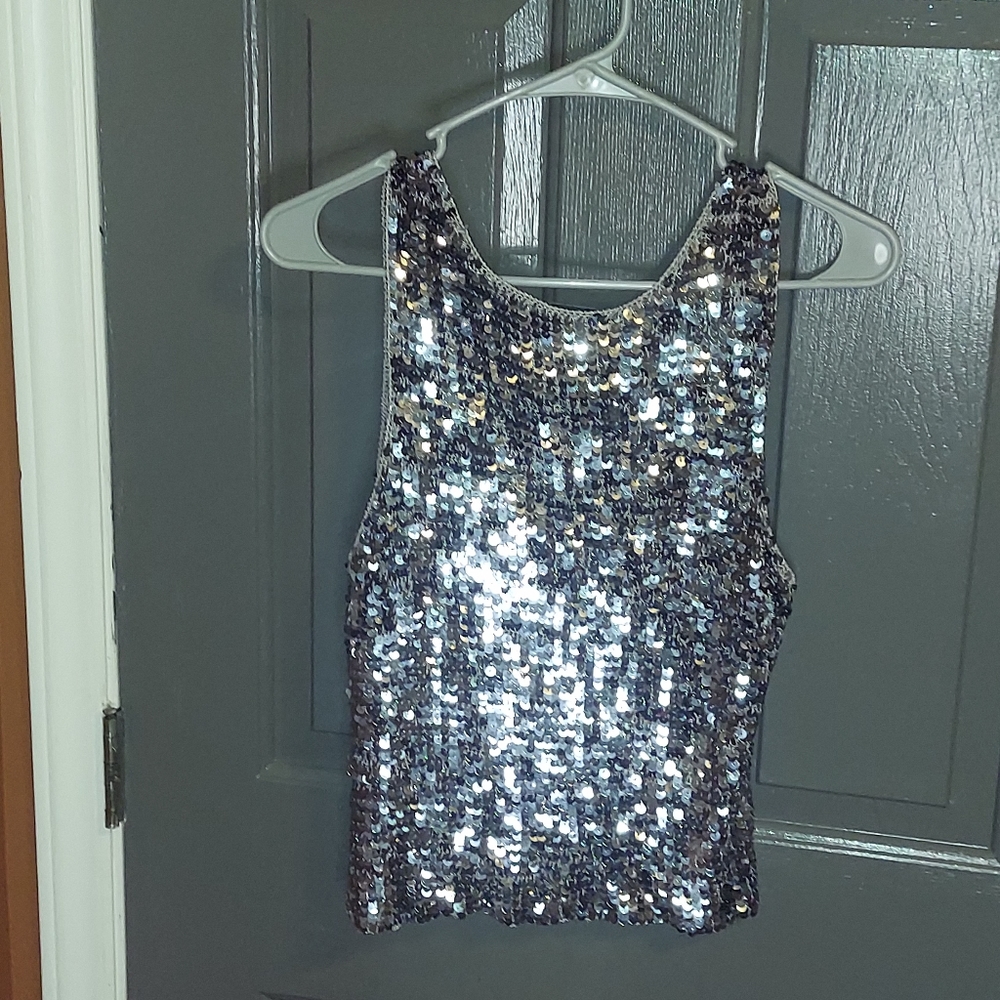 Metallic sequin blouse - Picture 3 of 3